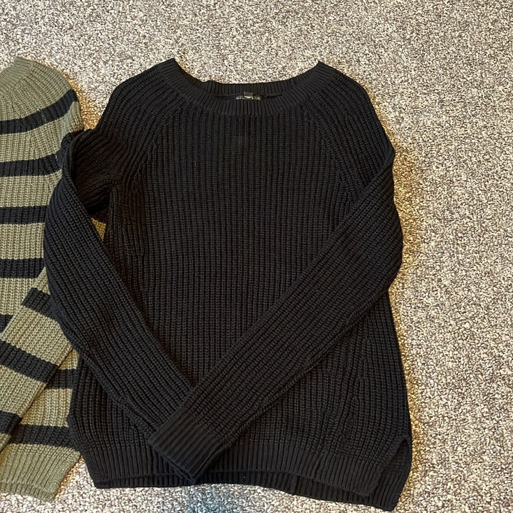 Express Sweater Bundle - image 4